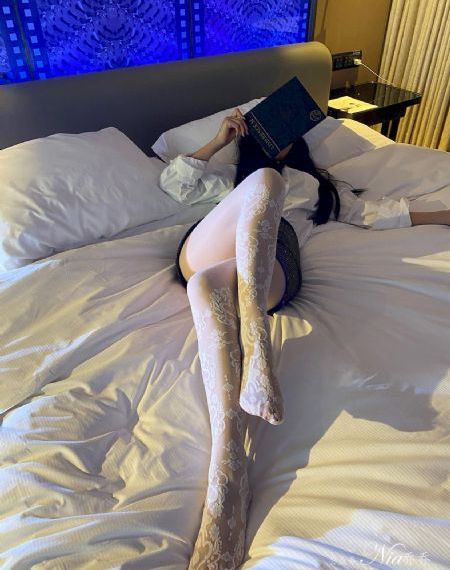 可随意玩弄美女游戏_BD英语HD高清在线观看
