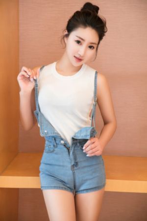 美妇厨房激情婬乱1_1080在线观看