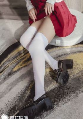 在御花园皇上进入太子妃笔趣阁_国语版中文版