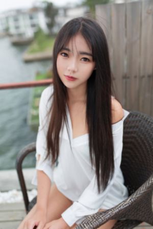亚洲伊人网艺术图片_HD免费播放