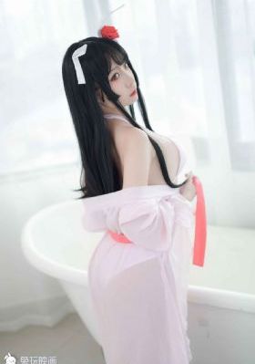 亚洲中文无码北岛玲在线_JVID性感写真