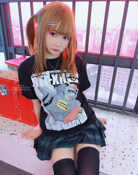 h片在线视频自拍_HD在线播放观看