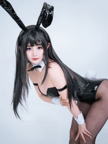 91女生喷液诱惑视频_JVID性感写真