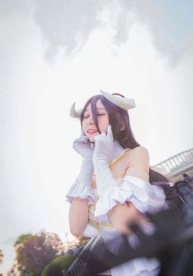 亚洲一区二区樱月乃雅_DVD国语在线观看